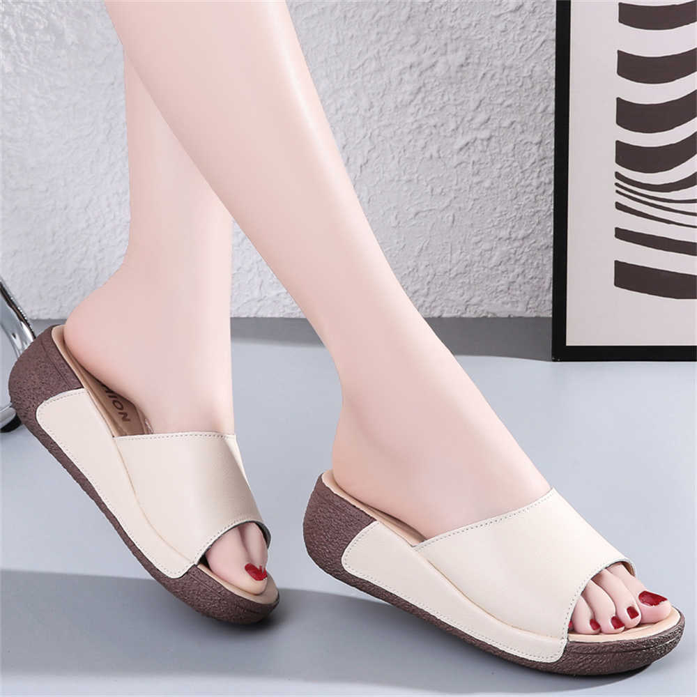 Thick Heel With Strap Designer - огляд і ціна Outdoor Sport Festival